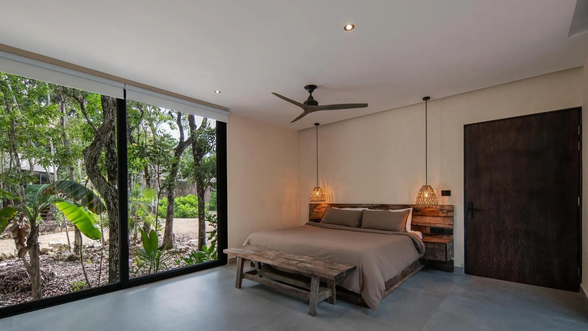 Eco-Friendly Bungalows En La Selva De Tulum Mexico