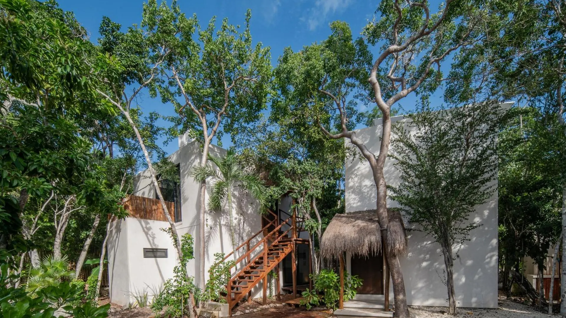 Eco-Friendly Bungalows En La Selva De Tulum Villa