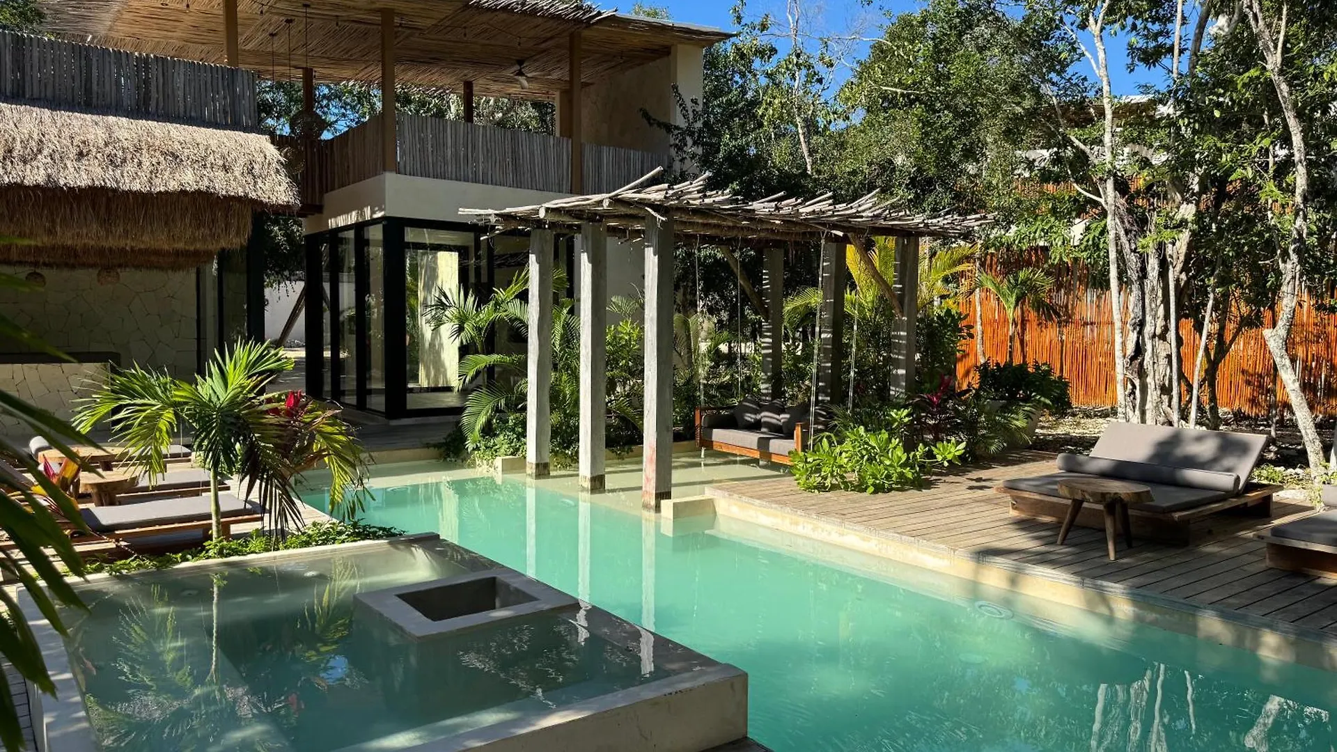 Eco-Friendly Bungalows En La Selva De Tulum Villa